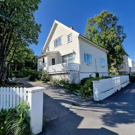 Villa Close To The Centre *
